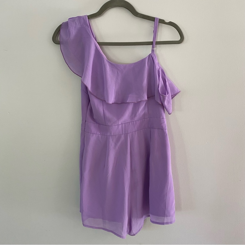 superdown Lilac Ruffle One-Shoulder Romper - Picture 4 of 7
